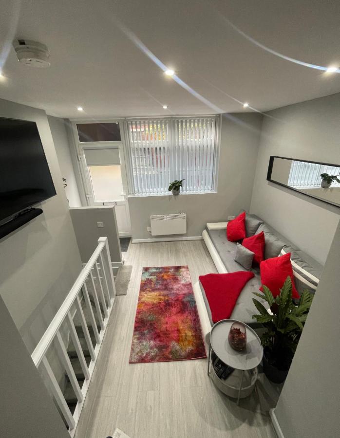 Unique Duplex Apartment Free Parking Free Wi-Fi 6 Minutes From Leeds City Centre Extérieur photo